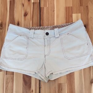 Womens Y2K American Eagle Khaki Shorts - Size 12